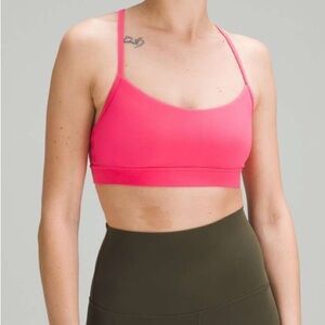 Lululemon Flow Y Nulu Sports Bra Lip Gloss Pink